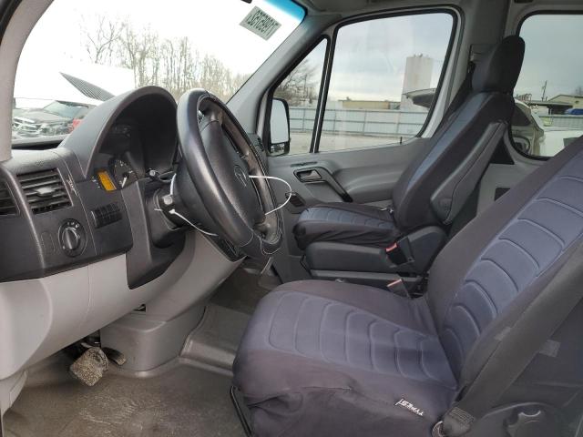 WDZPE8CC1E5859757 - 2014 MERCEDES-BENZ SPRINTER 2 WHITE photo 7