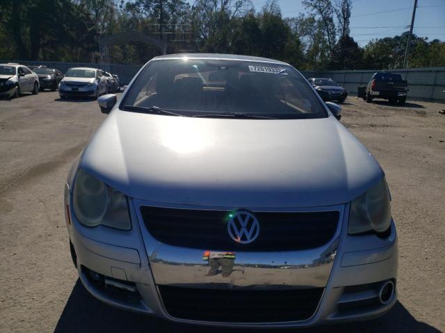 WVWFA71F39V013862 - 2009 VOLKSWAGEN EOS LUX 银色 照片 5