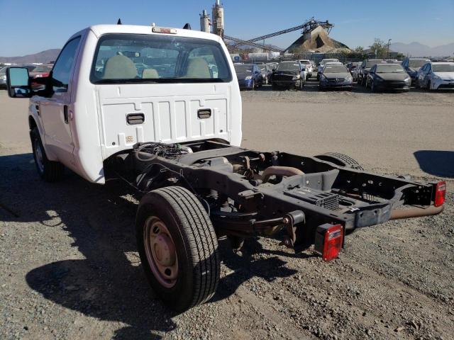 1FDWF30548EC89626 - 2008 FORD F350 SRW S WHITE photo 3