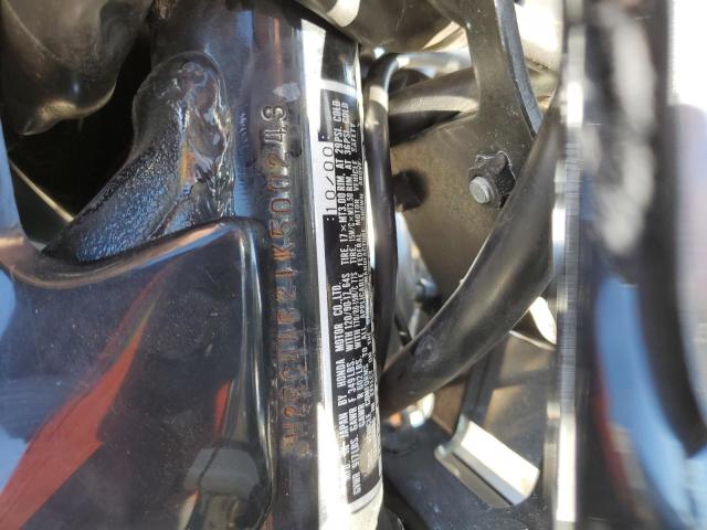 JH2RC44621K500243 - 2001 HONDA VT750 CD2 银色 照片 10