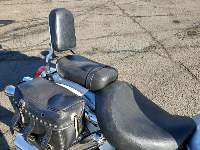 JH2RC44621K500243 - 2001 HONDA VT750 CD2 银色 照片 6