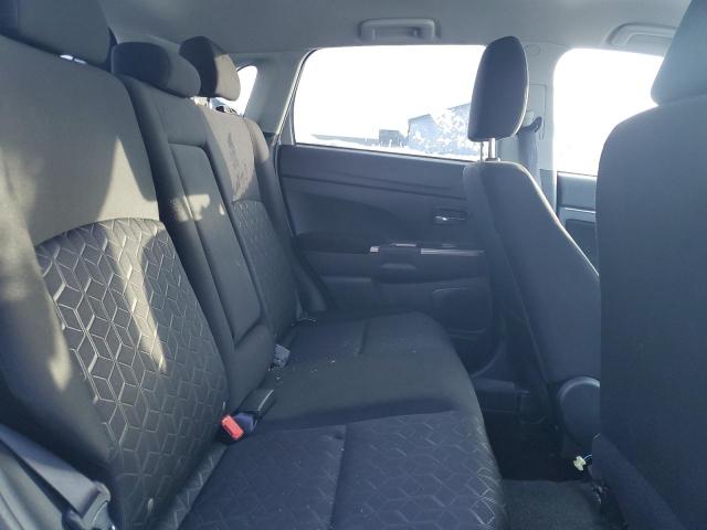 JA4ARUAU9MU018167 - 2021 MITSUBISHI OUTLANDER 银色 照片 10