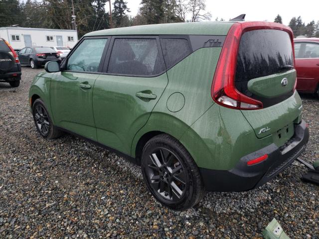 KNDJ33AU1M7135158 - 2021 KIA SOUL EX GREEN photo 2