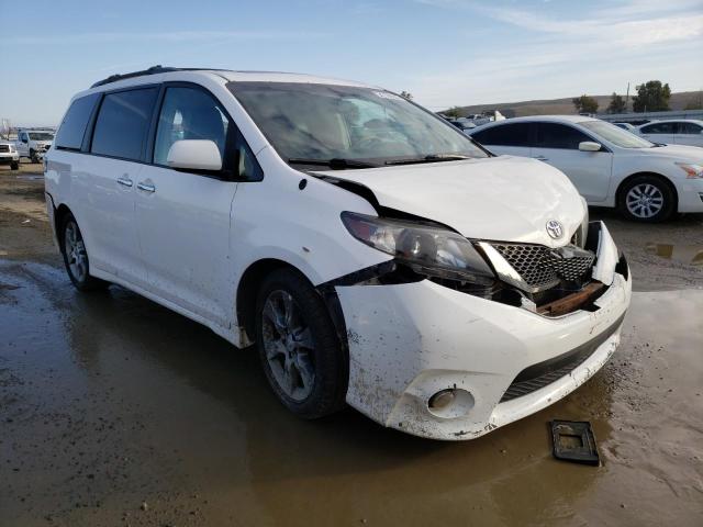 5TDXK3DC8DS396146 - 2013 TOYOTA SIENNA SPO WHITE photo 4