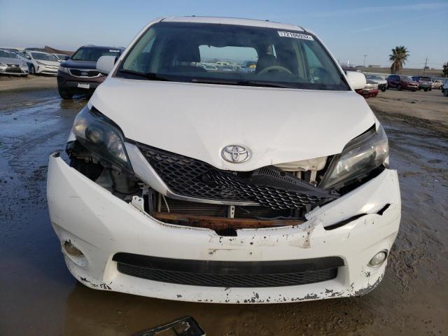 5TDXK3DC8DS396146 - 2013 TOYOTA SIENNA SPO WHITE photo 5