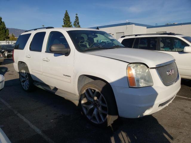 1GKS2AE06BR232994 - 2011 GMC YUKON SLE WHITE photo 4