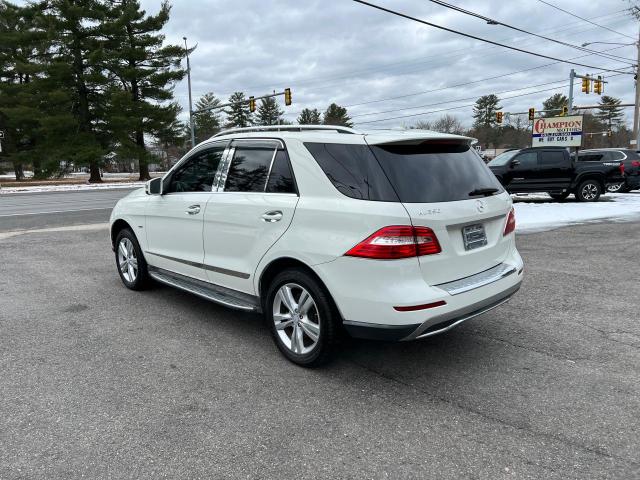 4JGDA5HB9CA007783 - 2012 MERCEDES-BENZ ML 350 4MA WHITE photo 4