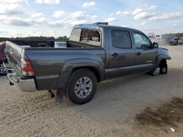 5TFJU4GN0DX040349 - 2013 TOYOTA TACOMA DOU GRAY photo 3