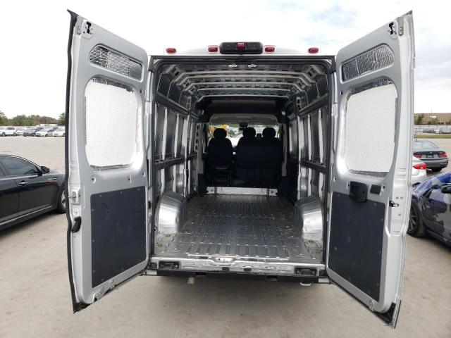 3C6URVJG5JE140349 - 2018 RAM PROMASTER 银色 照片 10