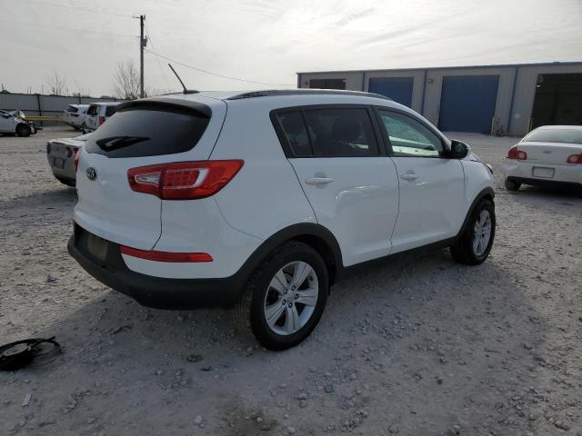 KNDPB3A26D7540153 - 2013 KIA SPORTAGE B WHITE photo 3