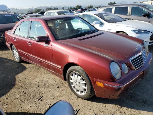 WDBJF65J5YB096388 - 2000 MERCEDES-BENZ E 320 RED photo 4