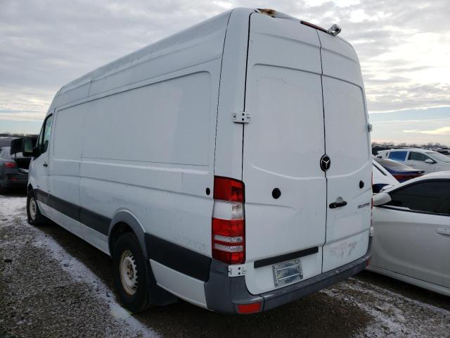 WD3PE8DB9FP133425 - 2015 MERCEDES-BENZ SPRINTER 2 WHITE photo 2