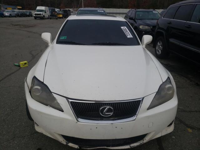 JTHBK262062019960 - 2006 LEXUS IS 250 WHITE photo 5