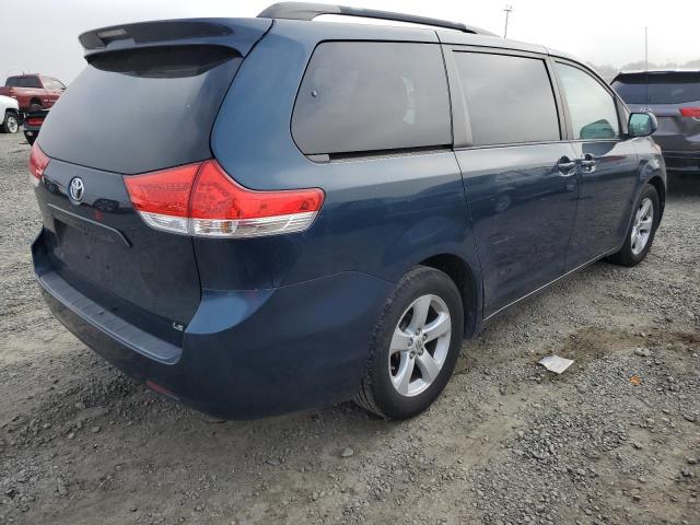 5TDKK3DC5CS209356 - 2012 TOYOTA SIENNA LE BLUE photo 3