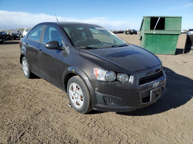 1G1JA5SH4E4151952 - 2014 CHEVROLET SONIC LS BLACK photo 4
