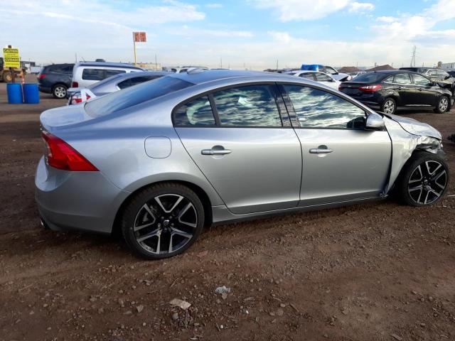 YV140MTL7J2460948 - 2018 VOLVO S60 DYNAMI SILVER photo 3