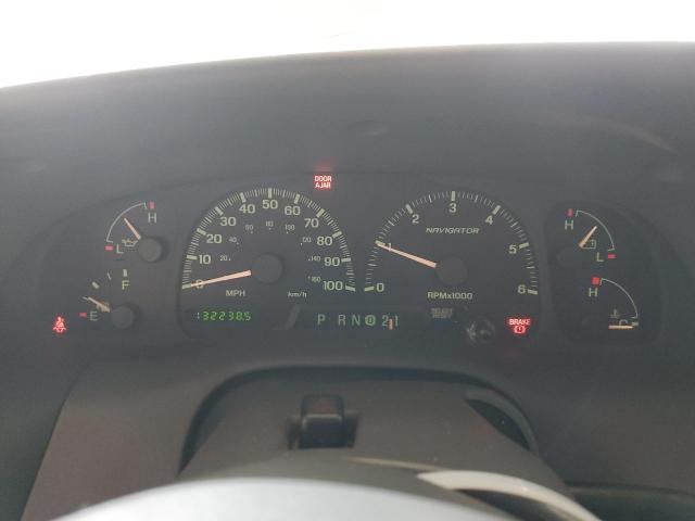 5LMEU27R52LJ04682 - 2002 LINCOLN NAVIGATOR WHITE photo 9