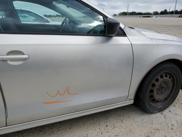 3VW2K7AJ9BM356592 - 2011 VOLKSWAGEN JETTA BASE 银色 照片 12