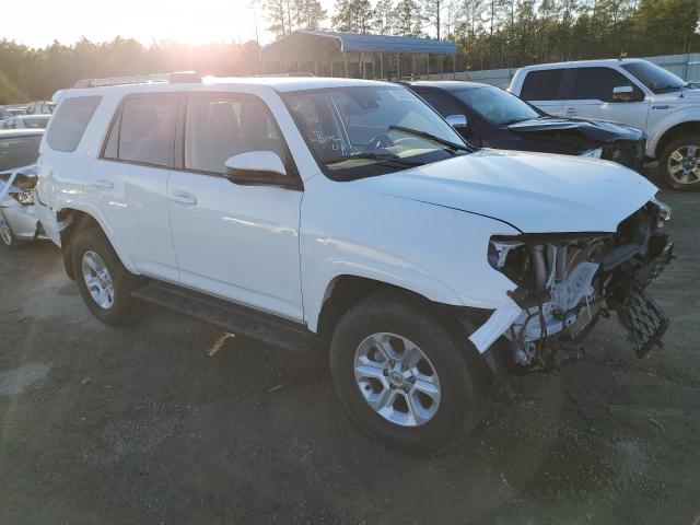 JTEMU5JR9N6062836 - 2022 TOYOTA 4RUNNER SR WHITE photo 4