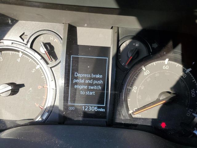 JTEMU5JR9N6062836 - 2022 TOYOTA 4RUNNER SR WHITE photo 9