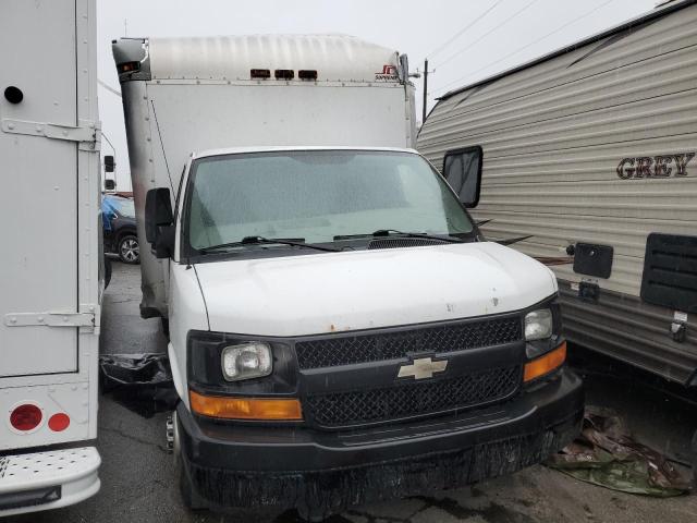 1GB0G2CA9C1161977 - 2012 CHEVROLET EXPRESS WHITE photo 4