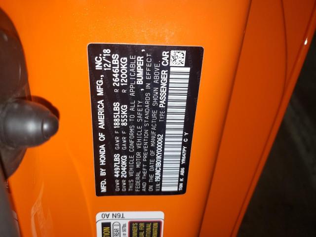 19UNC1B01KY000062 - 2019 ACURA NSX ORANGE photo 13