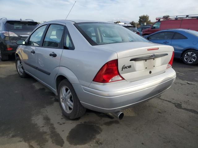 1FAFP33P52W156461 - 2002 FORD FOCUS LX SILVER photo 2