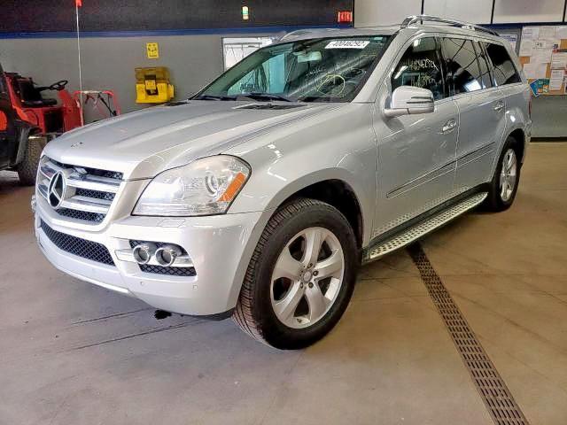 4JGBF7BE6BA736958 - 2011 MERCEDES-BENZ GL 450 4MA SILVER photo 2