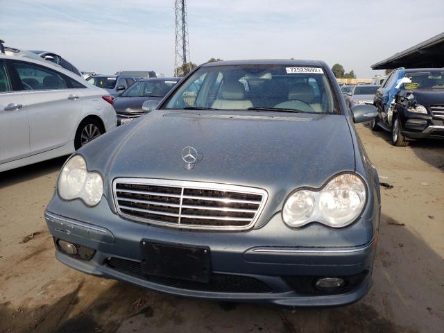 WDBRF52H86F735948 - 2006 MERCEDES-BENZ C-CLASS GRAY photo 5