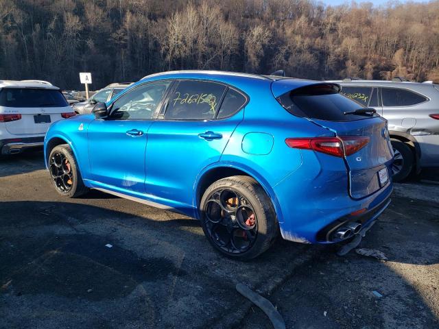 ZASPAKEV7N7D34334 - 2022 ALFA ROMEO STELVIO QU BLUE photo 2