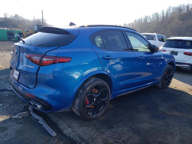 ZASPAKEV7N7D34334 - 2022 ALFA ROMEO STELVIO QU BLUE photo 3