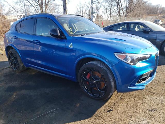 ZASPAKEV7N7D34334 - 2022 ALFA ROMEO STELVIO QU BLUE photo 4