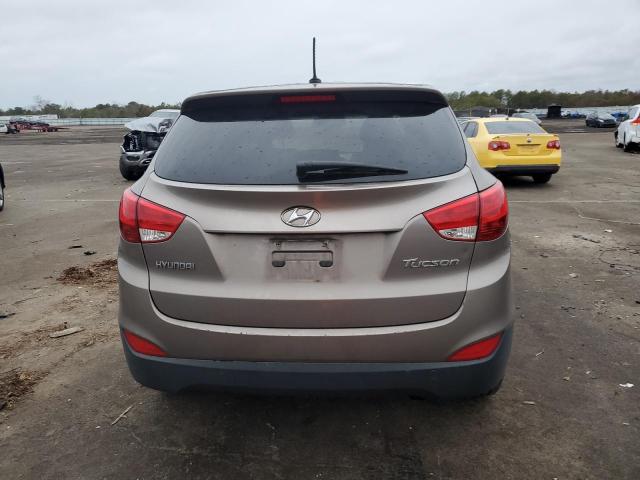 KM8JT3AB9CU****** - 2012 HYUNDAI TUCSON GL TAN photo 6