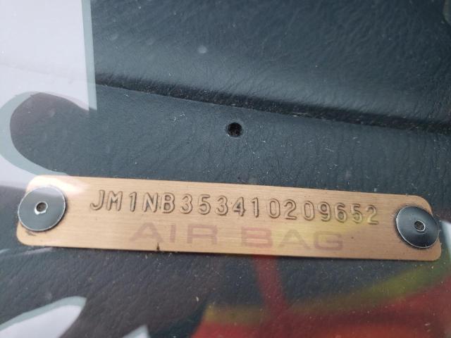 JM1NB353410209652 - 2001 MAZDA MX-5 MIATA RED photo 13