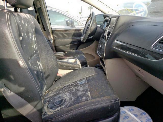 2C4RC1BG7GR294804 - 2016 CHRYSLER TOWN & COU თეთრი ფოტო 5