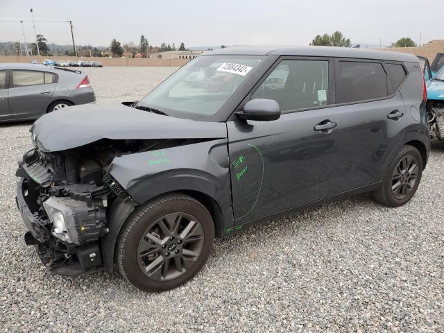 KNDJ33AUXL7023537 - 2020 KIA SOUL EX CHARCOAL photo 1