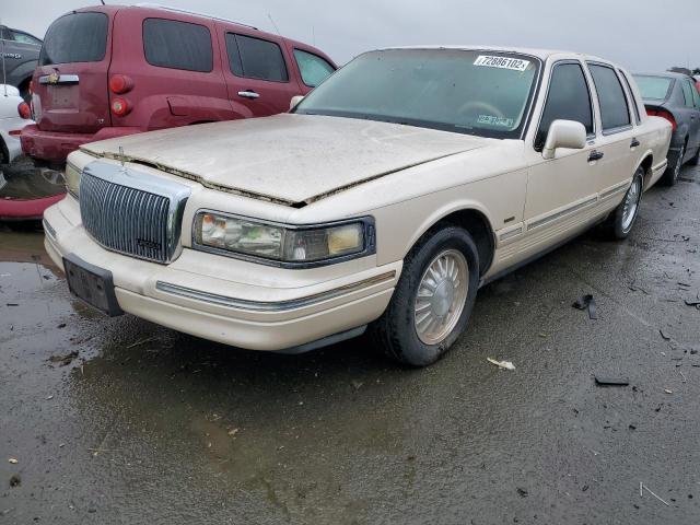 1LNLM83W6SY714165 - 1995 LINCOLN TOWN CAR C CREAM photo 1