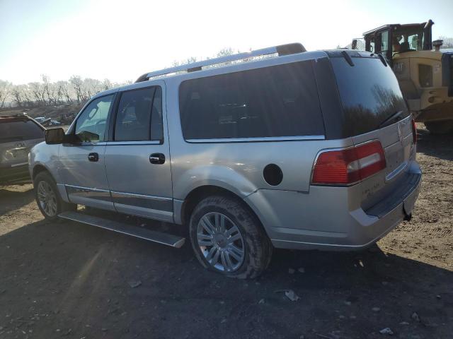 5LMJJ3J52AEJ01356 - 2010 LINCOLN NAVIGATOR SILVER photo 2