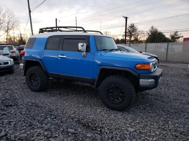 JTEBU11F770086113 - 2007 TOYOTA FJ CRUISER BLUE photo 4