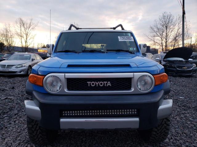 JTEBU11F770086113 - 2007 TOYOTA FJ CRUISER BLUE photo 5