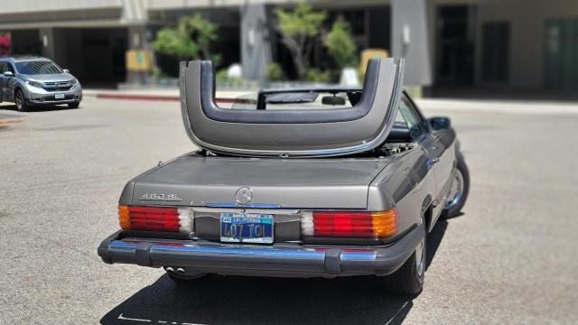 10704412039922 - 1977 MERCEDES-BENZ 450 SL GRAY photo 13