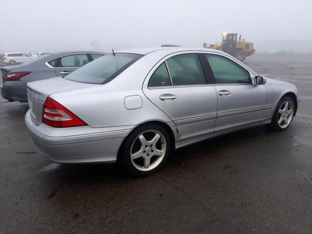 WDBRF84J25F566297 - 2005 MERCEDES-BENZ C 320 4MAT SILVER photo 3