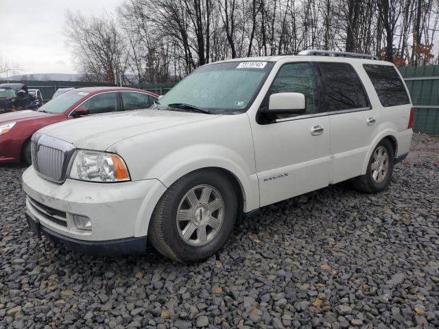 5LMFU285X5LJ04178 - 2005 LINCOLN NAVIGATOR 白色 照片 1