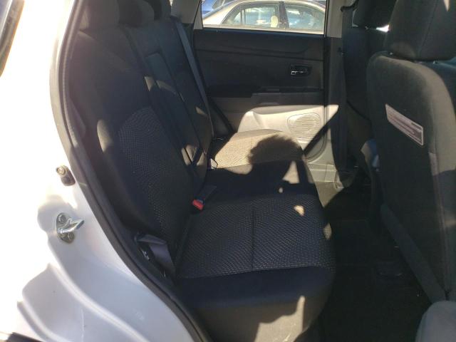 JA4AR3AU5GZ033802 - 2016 MITSUBISHI OUTLANDER 白色 照片 10