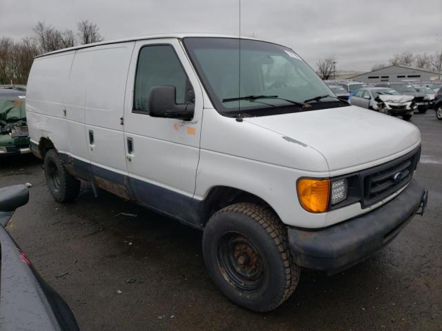 1FTNE24W05HB42763 - 2005 FORD ECONOLINE WHITE photo 4