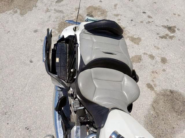 5VPYW36N3G3****** - 2016 VICTORY MOTORCYCLES MAGNUM WHITE photo 6