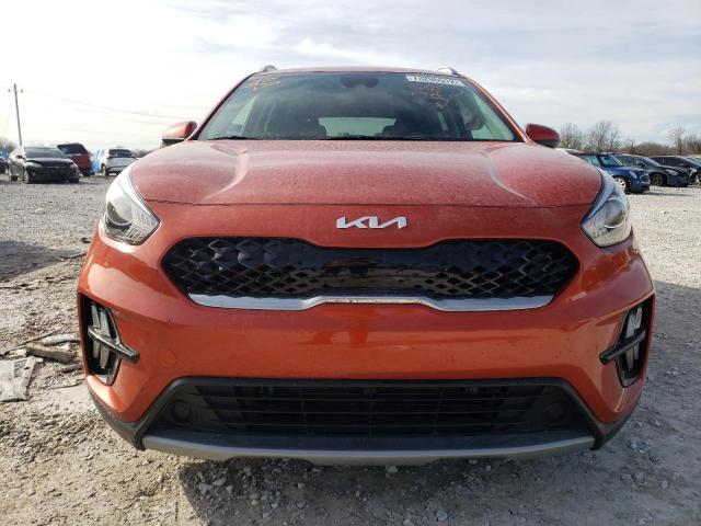 KNDCB3LC2N5537381 - 2022 KIA NIRO LX ORANGE photo 5