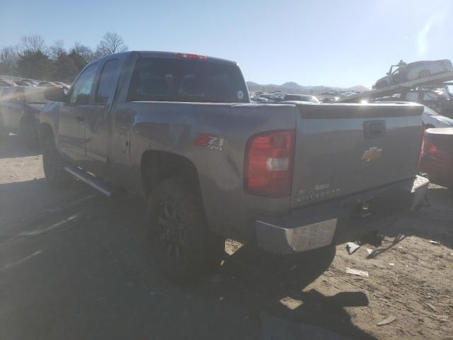 1GCRKSE75CZ221449 - 2012 CHEVROLET SILVERADO SILVER photo 2