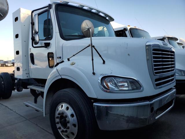 1FUBC5DX2DHFB5116 - 2013 FREIGHTLINER M2 112 MED WHITE photo 4