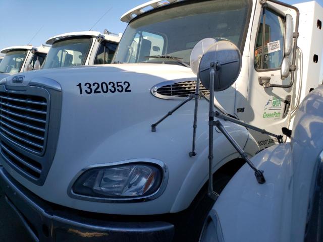 1FUBC5DX5DHFB5112 - 2013 FREIGHTLINER M2 112 MED WHITE photo 1